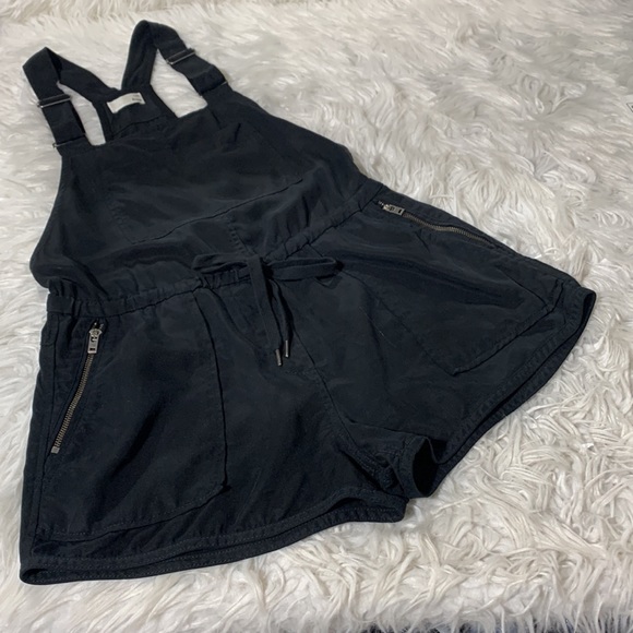 WILFRED Free Beatriz Romper Shortalls Overalls Zip Side Pockets Womens XS - Picture 11 of 11